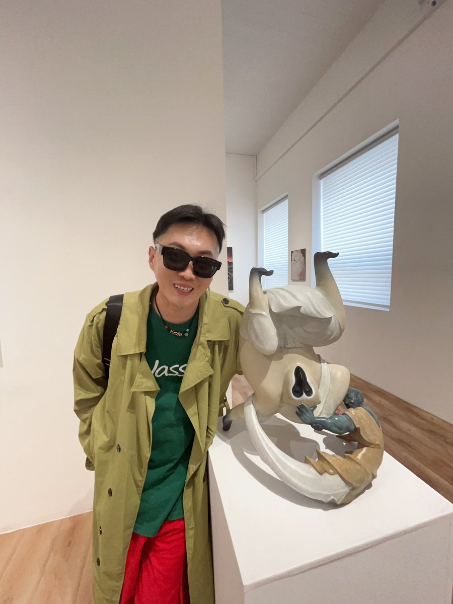 Nicky_Meng_'s tweet photo. 又生空间CYCLE SPACE 于2025年3月22日至4月22日呈现新展《生活在“蝴蝶”时间》。本次展览聚焦时间的非线性流动，以墨西哥帝王蝶保护区内的土著族群雅诺托和纳努的时间观为灵感，呈现吕岩、马兆琳、杨俐、许嘉维、陈大元、尹言、黄云长七位艺术家的作品。
#艺术 #展览 #艺术家 #Art https://t.co/M8JiifOWHi
