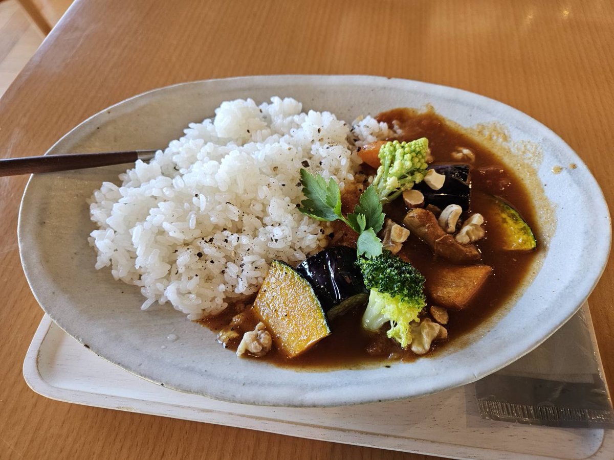 #三方五湖 を眺めながら、#cafe縞 の #梅カレー