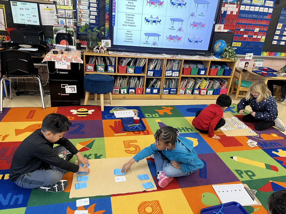 Ljohnsonkpsd's tweet photo. 🌟 Math Centers in Action! 🌟

Our kindergarteners are hard at work exploring numbers and building math skills! @KeyportSchools @missbuttacavole 

#KindergartenMath #HandsOnLearning https://t.co/05Qd5lWmio