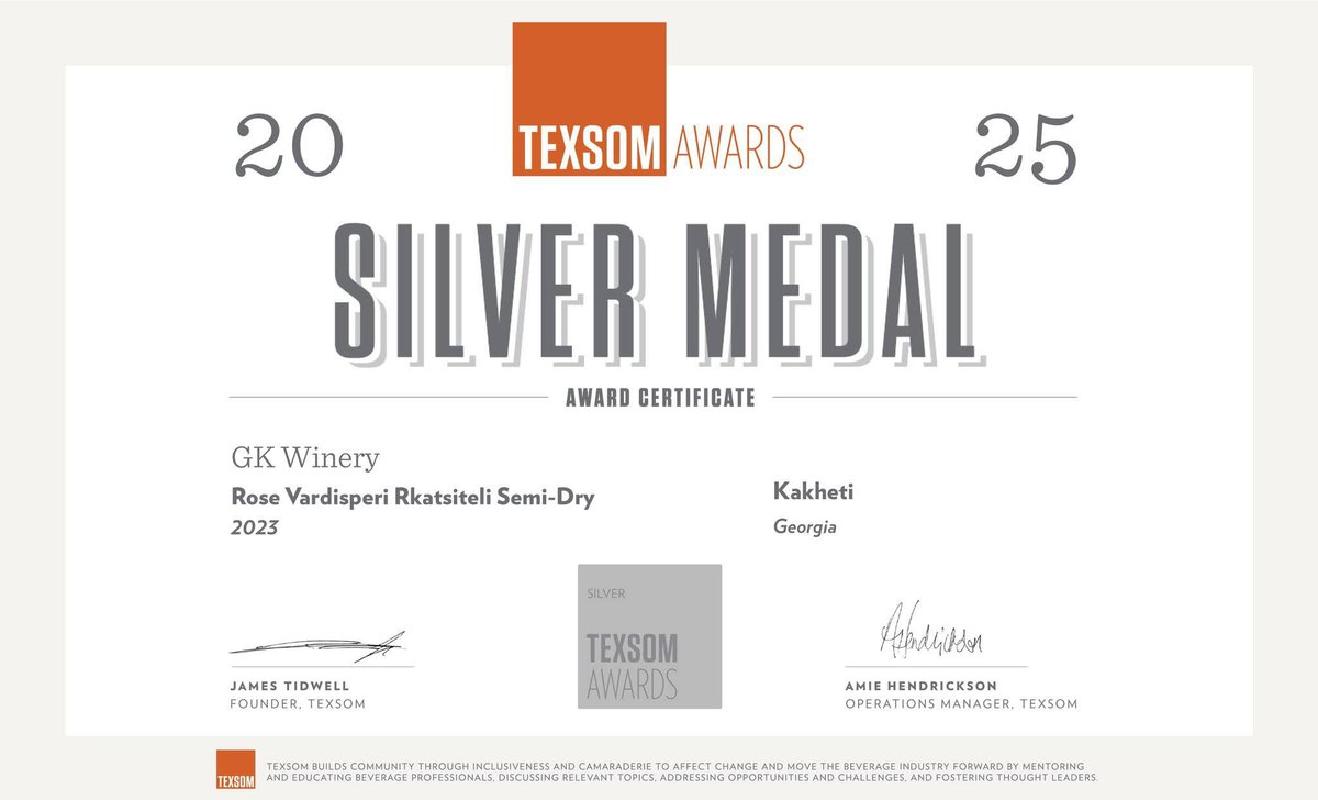 TheaMatins's tweet photo. 🔥 This beauty just won a #silver #medal at the prestigious Texsom Awards 2025 in the USA 🇺🇸🥈🎉 Another big #win for #GKwinery with its Rosé Vardisperi Rkatsiteli 🍷✨ Label design by:@TheaMatins 🎨🖌️
#SilverMedalWinner #AwardWinningWine #TopWine #Proud #WineLabel #WineArt https://t.co/pL4Maiz677