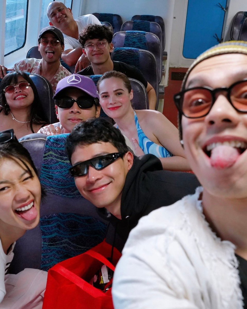 #itsokaytonotbeokay family 

#KaoriOinuma