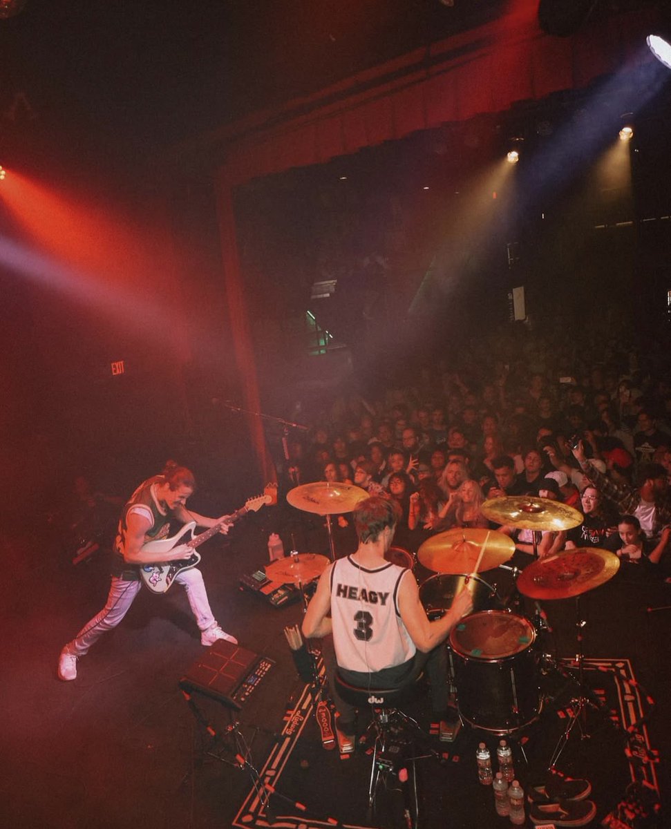 nothingsrealtbh's tweet photo. Origami Angel Japan Tour 2025 全詳細解禁｜全公演にForestsとANORAK! 帯同決定

4/21(月) 新代田 Fever w/ See You Smile
4/22(火) 横浜 BB Street w/ Good Grief
4/23(水) 京都 Muse w/ Palm
4/24(木) 名古屋 Rad Hall w/ Climb The Mind
4/25(金) 渋谷 Star Lounge

🎫: https://t.co/Nx6xZ0VUTS https://t.co/dqxdJwpuGr