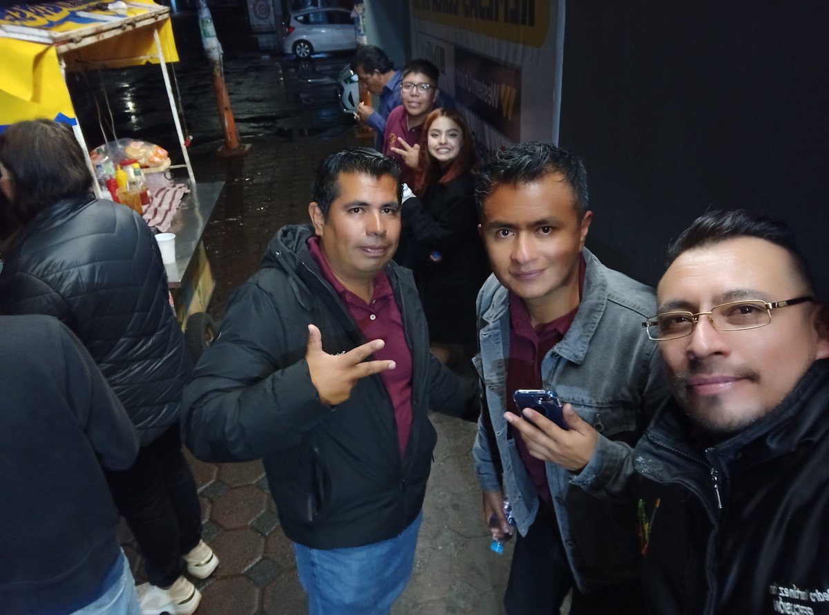 PeterMarfan's tweet photo. SKY Bar. Apizaco, Tlaxcala. https://t.co/0Om9r7lyxB