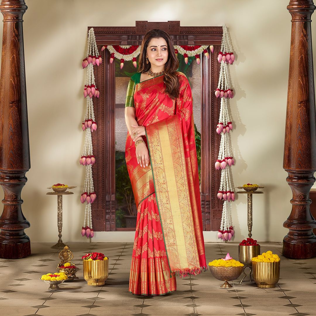 GnLTC3IaYAEdmHQ?format=jpg&name=medium