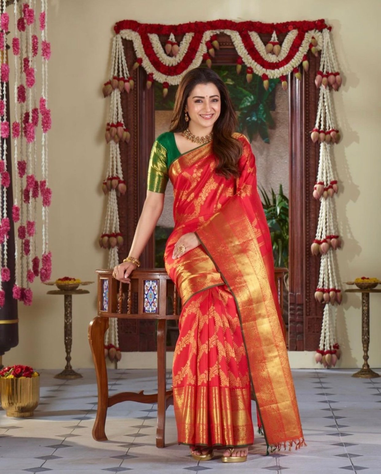 GnLTCz_bEAAJpdx?format=jpg&name=large