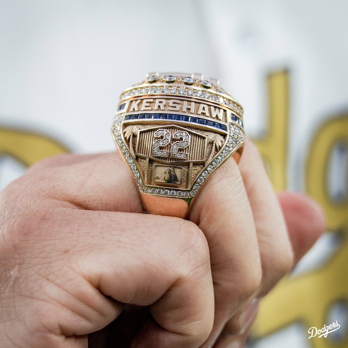 Dodgers's tweet image. 22 forever.