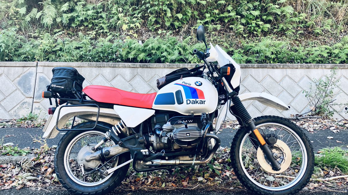 jine202052's tweet photo. 似てるちゃあ似てる
#R12G/S
R100GS https://t.co/Nz9I0pYe41