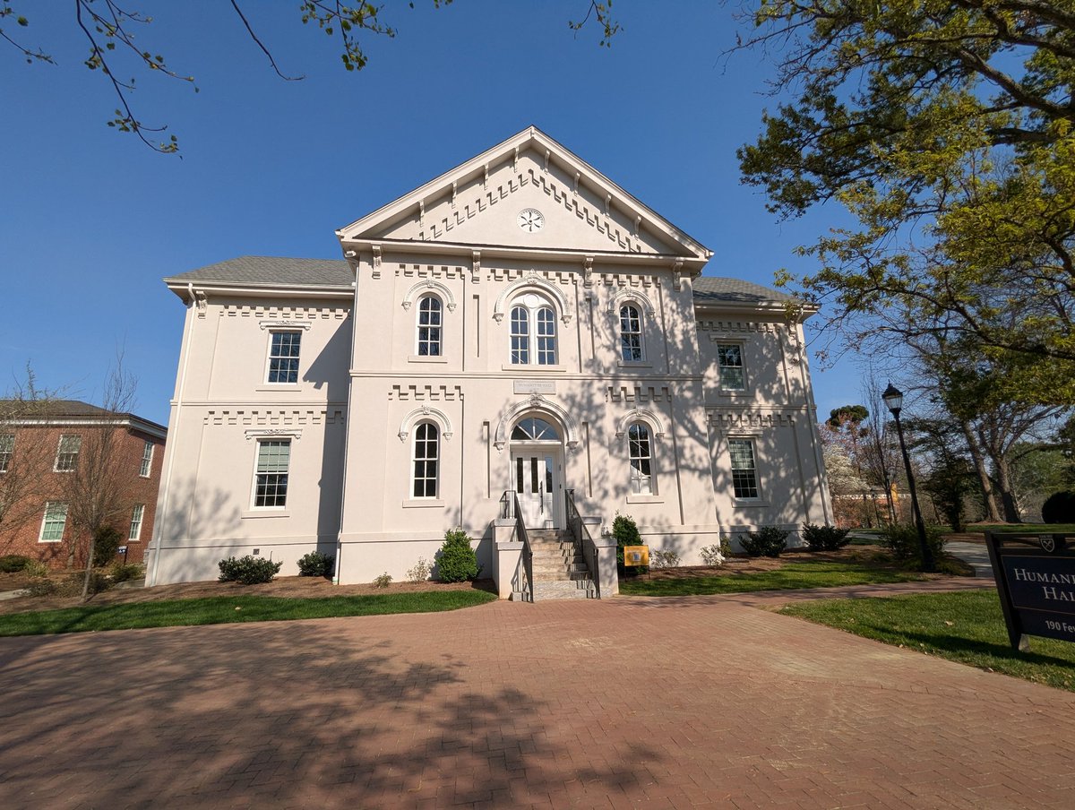 CCPathfinderFl's tweet photo. 📍 Oxford College at Emory University – A unique way to start your Emory journey! 🎓✨

📚Liberal arts, leadership &amp; service focus 
🔬Guaranteed research opportunities 
💰$11B endowment 
🚴‍♂️Bike-friendly campus + Center for Healthful Living
🍽️Farm-to-table dining

#collegevisit https://t.co/CmFJoM8pOE