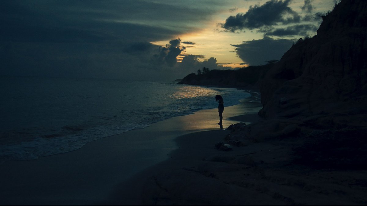 The first Puerto Rican film to premiere at Sundance, THE FISHBOWL (La Pecera), is finally in theaters. It’s set in the island of Vieques were tons of people have died of cancer likely due to the waste left behind by the U.S. Navy. I talked to the director: latimes.com/delos/story/20…