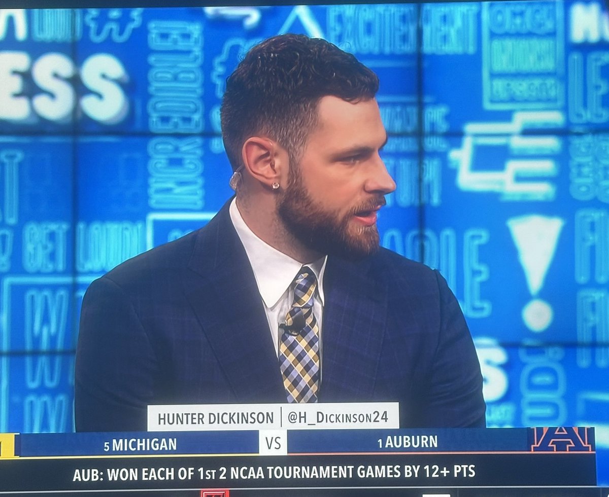 Hunter Dickinson found a Job Pretty Quick 😭