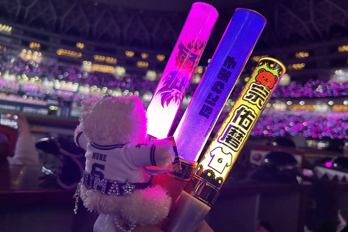 jfamnossy's tweet photo. 今年も観てきた丈くんの晴れ舞台⚾️💙
キンブレ演出あるとの事でオタクとしての全力注いできました✊🌟笑 https://t.co/7uXB4LRl3U