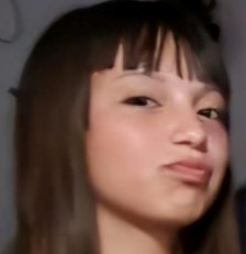 Nataly Milagros Duarte tiene 12 años, desapareció el 26/3/25 en Neuquén capital. Estatura 1,50. Vestía remera negra, pantalón gris y zapatillas celestes. Se hizo la denuncia, Comisaría 21°. Por favor compartir y avisar #Urgente al☎️299-4400796, 101 o 911

#Neuquen