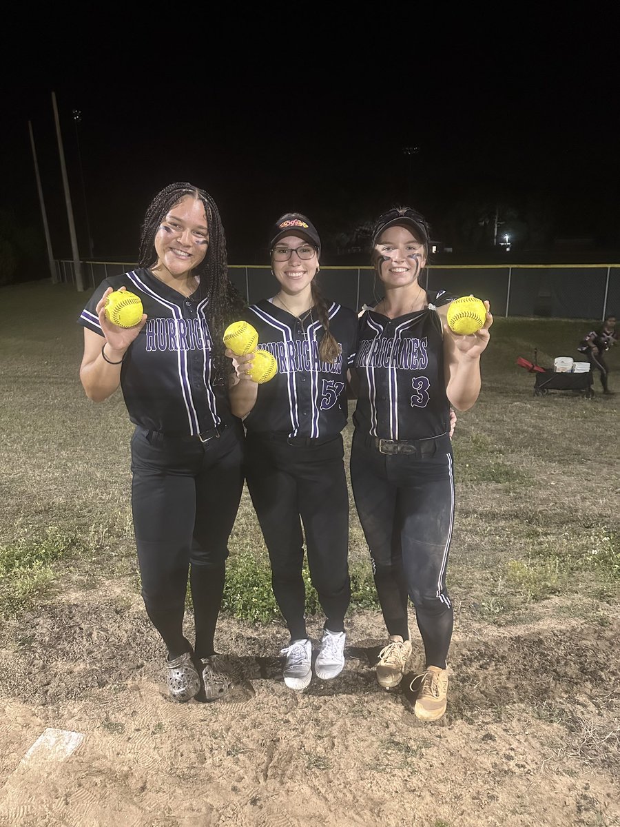 GHS Softball tweet media