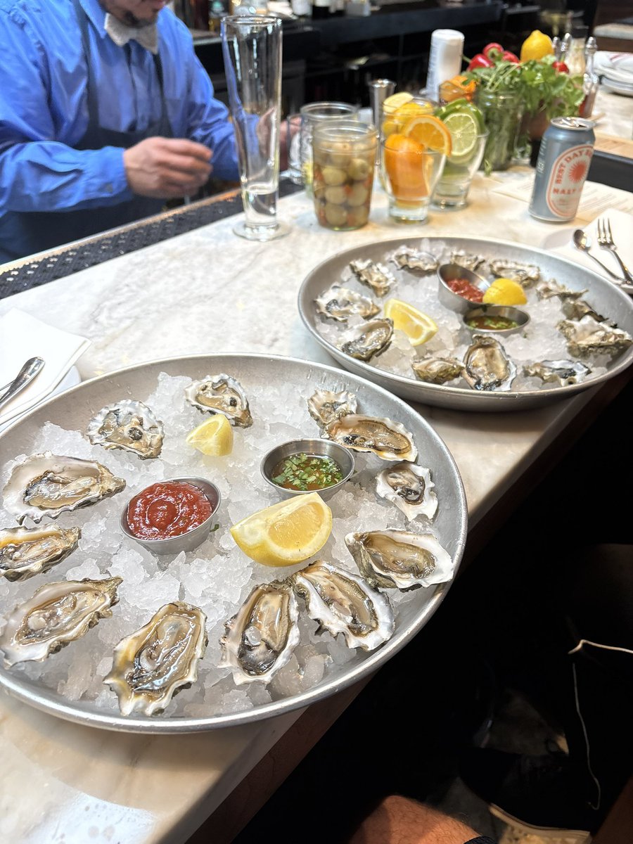 FlyinSPS's tweet photo. Another great flight to @flySFO, another great ride across the #GoldenGateBridge, always great oysters @BarrelHouseTav and a perfect sunset over the bridge #layoverlife #avgeeks #SanFrancisco #California #bayarea https://t.co/zWfQ4EK4ff