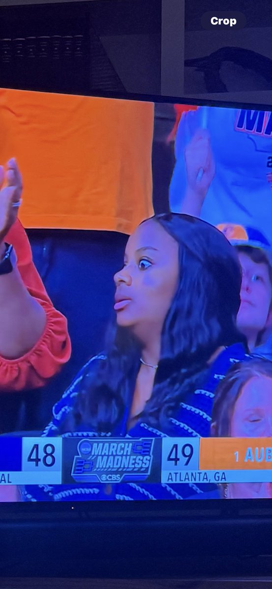 BrookeESHS's tweet photo. How every Auburn fan feels rn…. https://t.co/p7lj7F1wmW