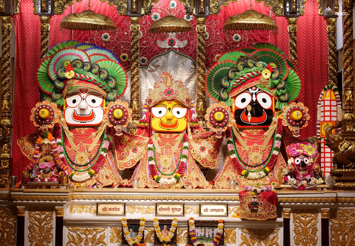 ISKCONPune's tweet photo. 🙏🏽Today's Darshan 📿 🗓29-03-2025🙏
🌷Sri Sri Jagannath Baldev Subhadra🌷
🚩@ISKCONNVCCPune🚩
.
.
#ISKCONNVCC #ISKCONPune #ISKCONNVCCPune #ISKCON
#29thmarch #29thmarch2025 #Saturday
#Harinaamsankirtan #Radheshyamdas #Radheradhe
#Sankirtan #Kirtan #Vrindavan #Mayapur #Prabhupada https://t.co/n6phR2g1TY