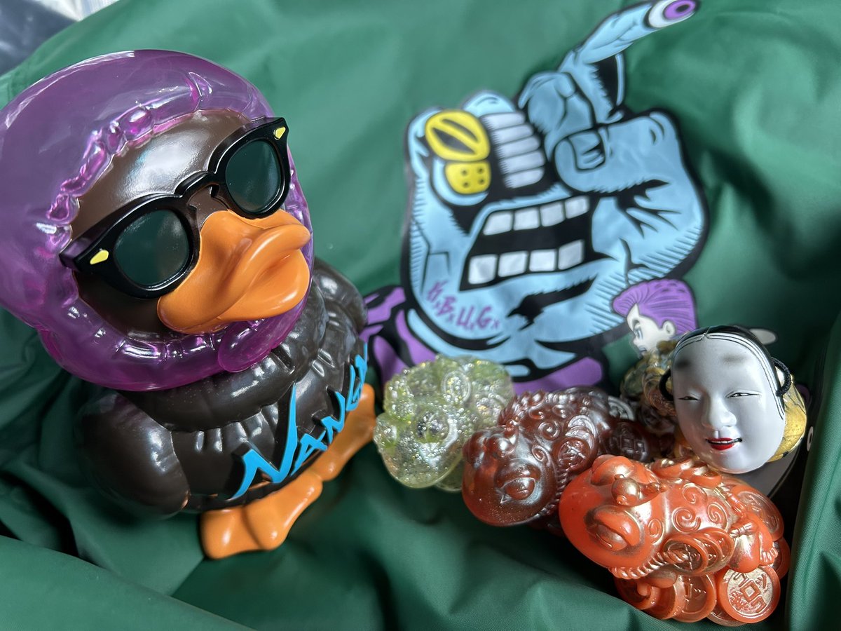 gologolobachou's tweet photo. パッチワーク待機中⚡️
#goccodo
#nataldesign1999
#skulltoys
#neo_one
#kto_kto
#scatter_brain_fukuoka
#sofubi_trunk_show
#sofubitrunkshow
#RHND展
#リアルヘッド
#ソフビトランクショー
#bbqdejavu
#真頭玩具
@Shigeta_gocco https://t.co/799gMVGIQf