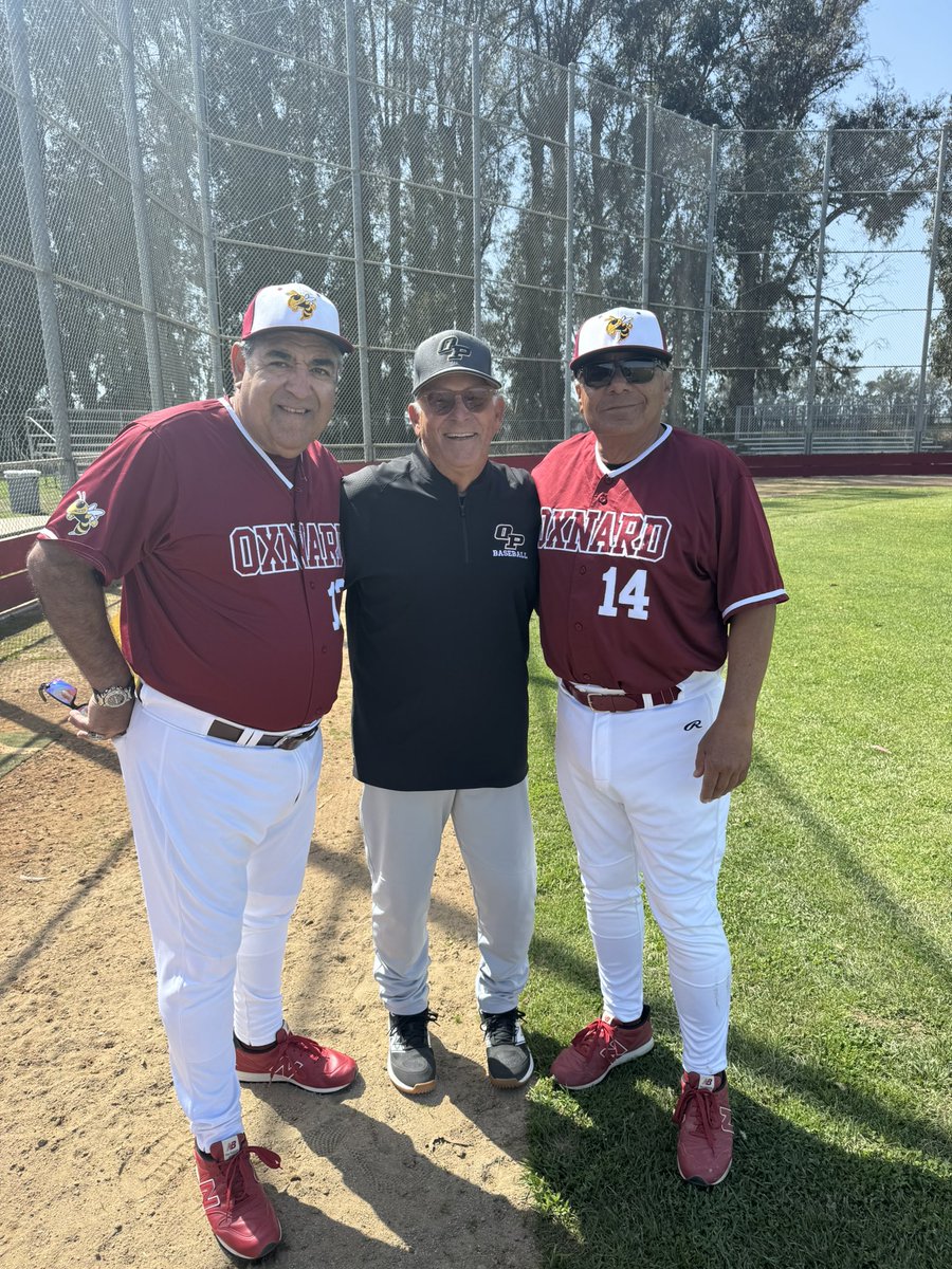 Oxnard Baseball (@oxnard_baseball) on Twitter photo Battle Of The Old Guys today at Oxnard High with some serious years of Baseball experience and knowledge on the diamond!
Armando Gomez 30+
Al Tarazon 40+
Rick Magnante 50+
<a href="/latsondheimer/">eric sondheimer</a> <a href="/latimes/">Los Angeles Times</a> <a href="/vcspreps/">VCS Preps</a> Battle Of The Old Guys today at Oxnard High with some serious years of Baseball experience and knowledge on the diamond!
Armando Gomez 30+
Al Tarazon 40+
Rick Magnante 50+
<a href="/latsondheimer/">eric sondheimer</a> <a href="/latimes/">Los Angeles Times</a> <a href="/vcspreps/">VCS Preps</a>