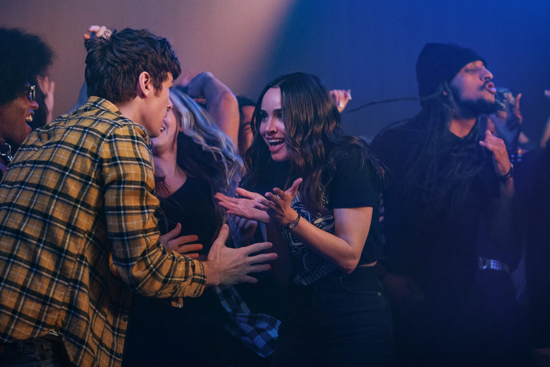 sofiicsx's tweet image. this talented girl shined on set from start ✨ from austin and ally to this one of a kind masterpiece. the emotions displayed and the skills showcased, i couldn&apos;t say how much im so proud of her @sofiacarson 💘🌹