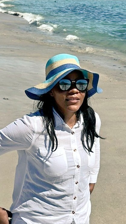 BettyBodika's tweet photo. Puis il leur dit:
 «Gardez-vous avec soin de toute soif de posséder, car la vie d'un homme ne dépend pas de ses biens, même s'il est dans l'abondance.
Luc 12:15 https://t.co/iIBQBYam84