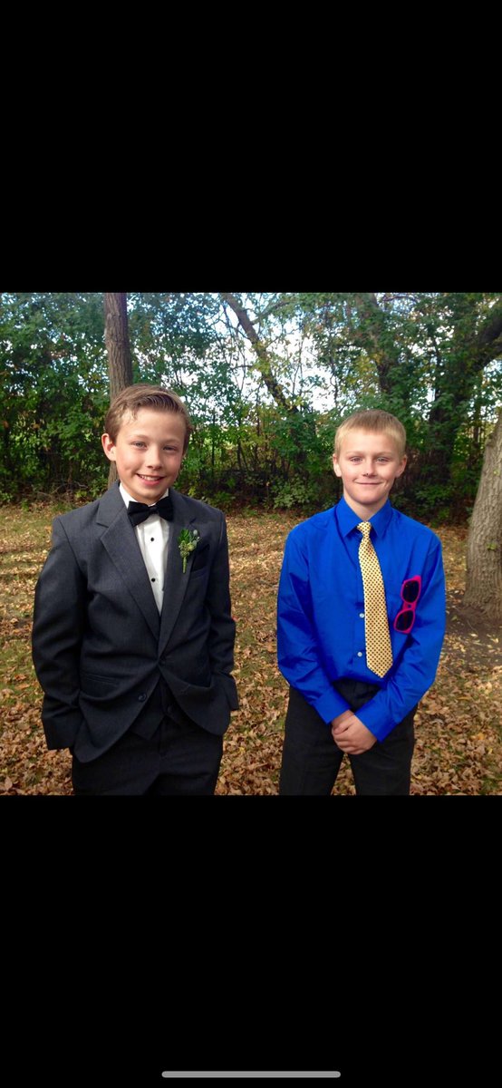 Pretty cool that this was our battery for today’s game. <a href="/condav06/">Connor Davis</a> with his bow tie behind the dish &amp; <a href="/isaac__hamann/">Isaac Hamann</a> on the hill. I think we just became best friends!