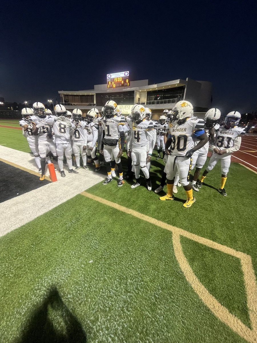 Miss leading y’all boys to wins💯🤞🏾we growing up now finna be sophomores we gone ball #wonderboyzz4l 8-2