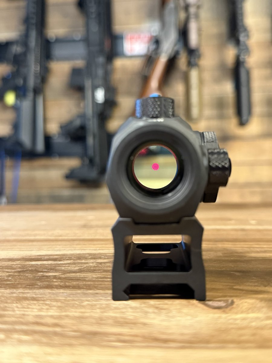 TRAILARMS's tweet photo. ROMEO5タイプの
ドットサイト入荷しました！

米国で大人気のSIGSAUERタイプのドットサイトです！

店頭にて販売中✨

#トレイルアームズ
#サバゲー
#ドットサイト
#SIGSAUER
#ロメオ5
#ROMEO5
#ホロサイト
#サバゲー https://t.co/yBMZzlguYE