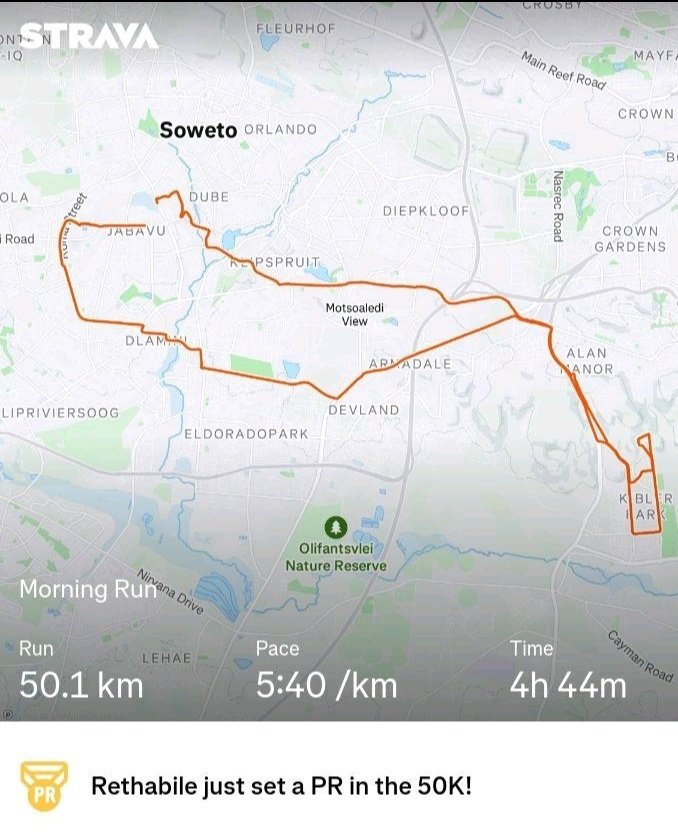 TigerLetebele's tweet photo. Last long run for the month of March 😀 50km logged 👌🏾.
Kuzoba dabuka something 🤞🏾😂
The story unfolds 🖊️🖋️
#Tiger🐯🐅
#Letebele🇱🇸
#RunningIsTheraputic
#Run4Change
#RunningWithTumiSole
#TrapNLos
#IPaintedMyRun https://t.co/YM2snj0UU3
