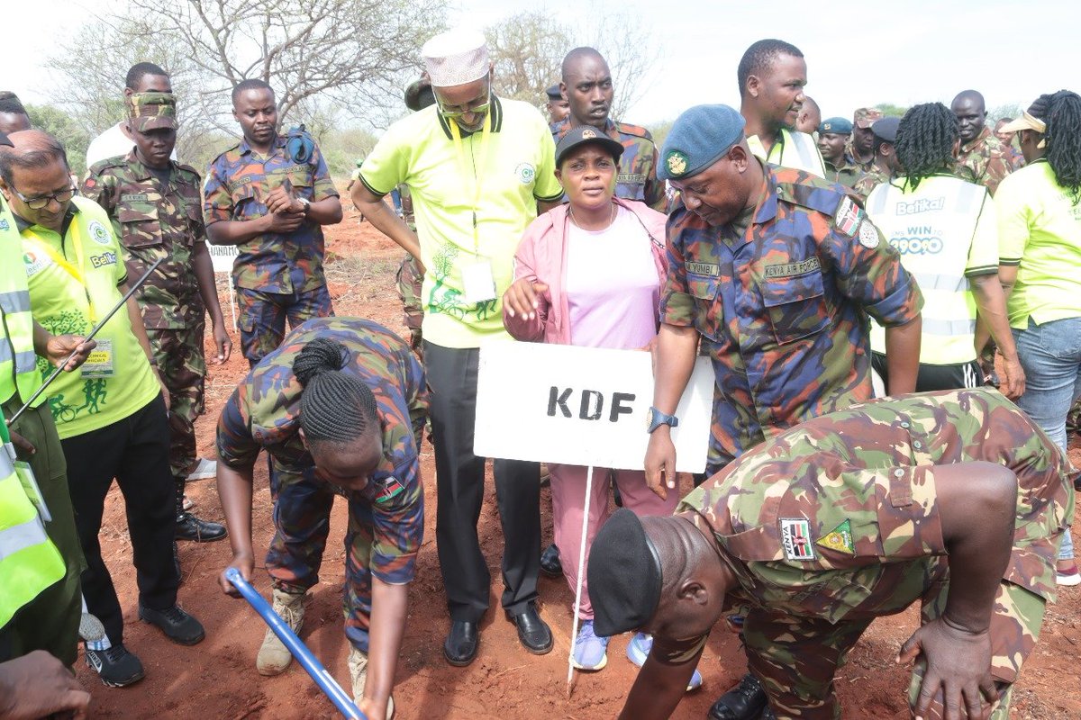 daktari_dokta's tweet photo. #10milliontreesrun https://t.co/Uw48rd1gGb