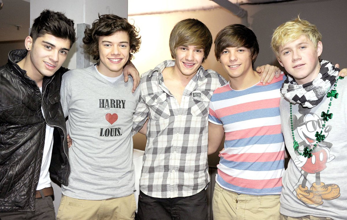 hey! i’m looking for my 1d besties to create a group chat💕 dm me if you’re interested✨