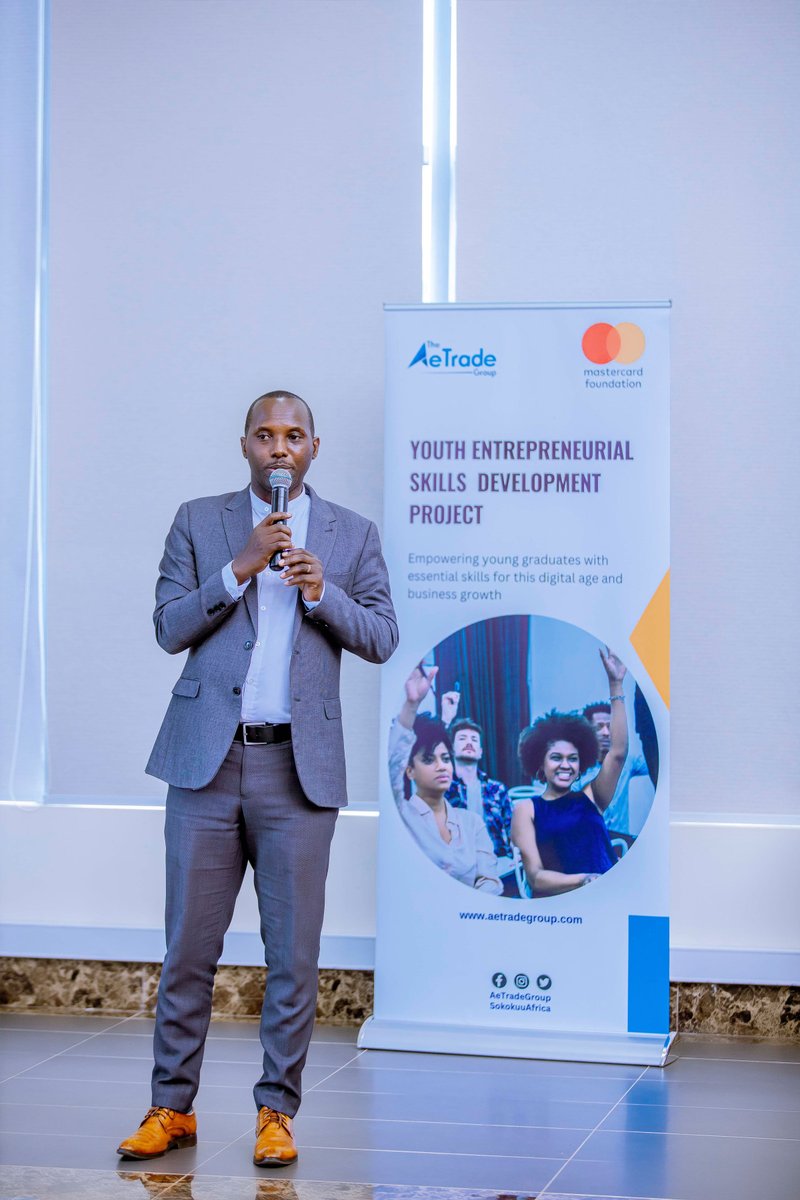 aetradegroup's tweet photo. Day 2 of our Awareness Workshop focused on policy level engagements with @Rwandatrade and @RwandaICT focusing on the #AfCFTA  and Rwanda's digital  landscape. @Uni_Rwanda  shared the entrepreneurial mindset to the digital advisors.  #AeTradeGroup is thankful for the collaboration https://t.co/9ONE4CunqH