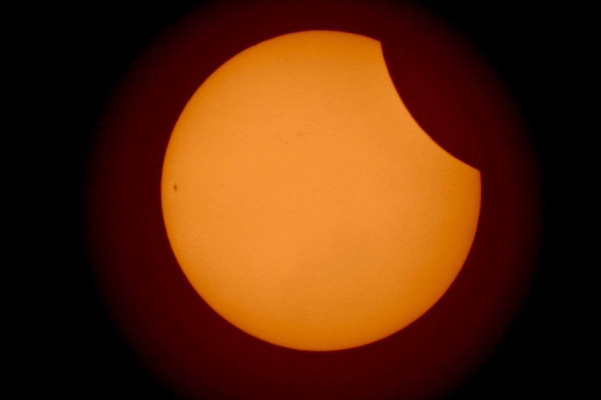 Watching the amazing partial eclipse of the Sun right now in London - wow! #sun #solareclipse #moon #space #safety
