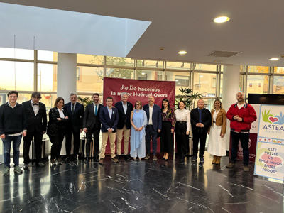 <a href="/Almeria24h/">Almeria 24H</a> - Ayuntamiento de Huércal-Overa, Diputación y Junta arropan a ASTEA en su gala por el autismo almeria24h.com/noticia.php?no…
