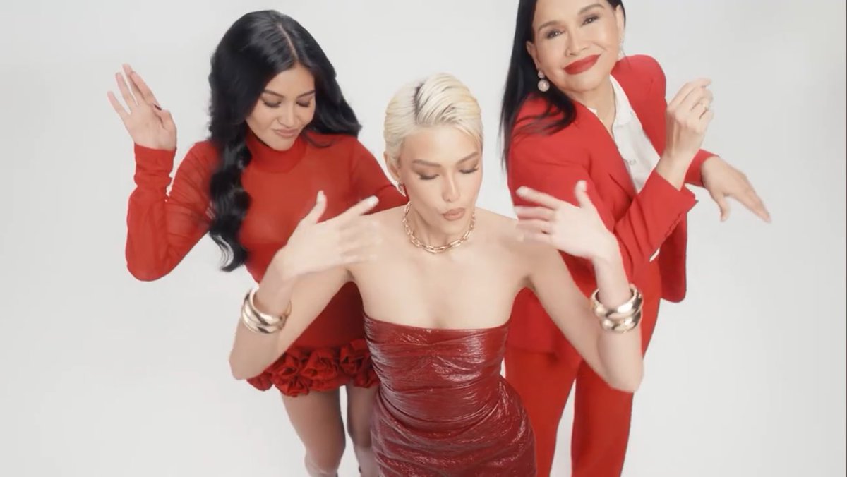 tonchelle_'s tweet photo. Reyna MV is out!๐
stream @michellemdee โs song Reyna now๐ฅฐ๐ซถ๐ผ
#REYNAOutNow #MichelleDee https://t.co/BetdFIPDpj