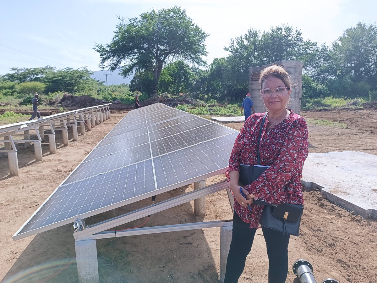 No es lo mismo dar la noticia que vivirla y ver cómo va creciendo. Es que se siente un orgullo que en esta tierra donde murió tanta gente valiosa se avanza aunque algunos no lo crean y a esos no les voy a seguir el juego. 

#Cuba 🇨🇺