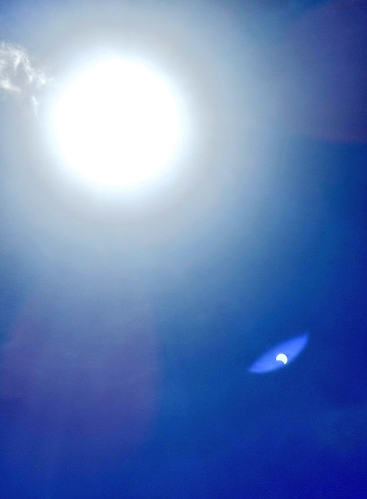 Borja Rodríguez-de-Francisco (@brodriguezsci) on Twitter photo Partial solar #eclipse now Saturday, March 29, 2025 in Coruña, North of Spain
<a href="/NASA_es/">NASA en español</a> Partial solar #eclipse now Saturday, March 29, 2025 in Coruña, North of Spain
<a href="/NASA_es/">NASA en español</a>