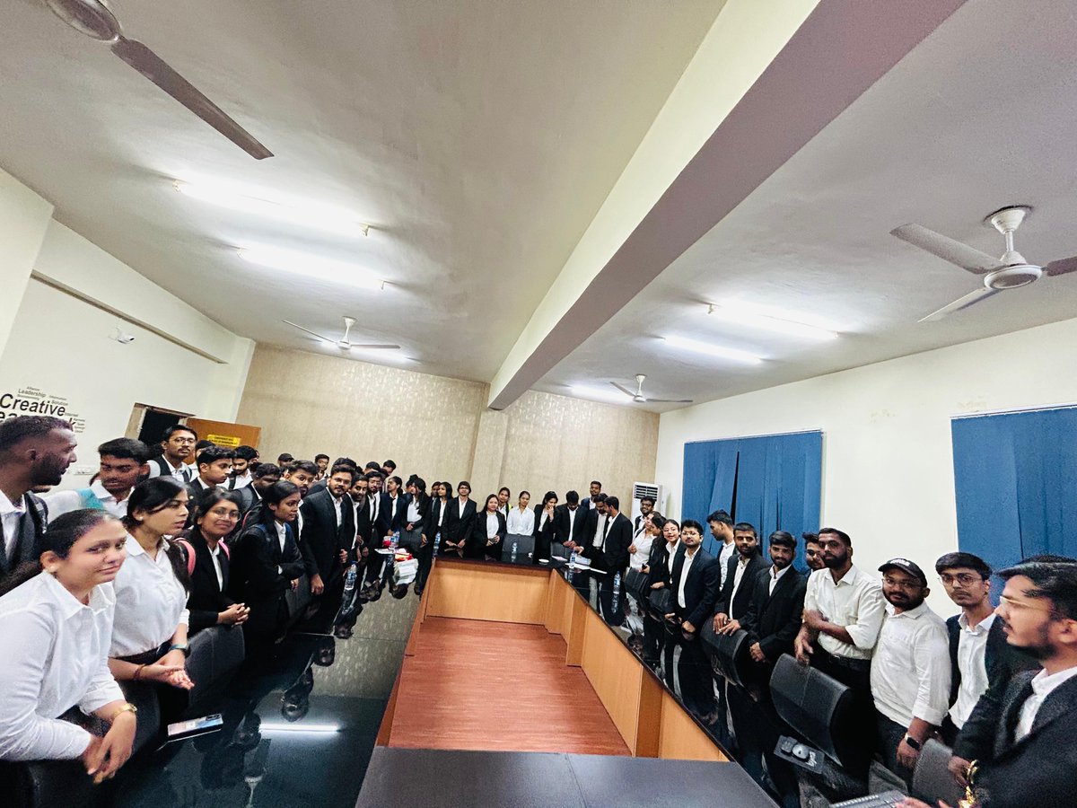 School of Management, NIT Rourkela (@som_nitr) on Twitter photo The <a href="/SoM_NITR/">School of Management, NIT Rourkela</a> successfully hosted the 3rd Futurepreneur Challenge 2025, providing a dynamic platform for aspiring entrepreneurs to present their groundbreaking business ideas. A total of 8 teams showcased their innovative concepts, revenue models, and the challenges they faced. The <a href="/SoM_NITR/">School of Management, NIT Rourkela</a> successfully hosted the 3rd Futurepreneur Challenge 2025, providing a dynamic platform for aspiring entrepreneurs to present their groundbreaking business ideas. A total of 8 teams showcased their innovative concepts, revenue models, and the challenges they faced.