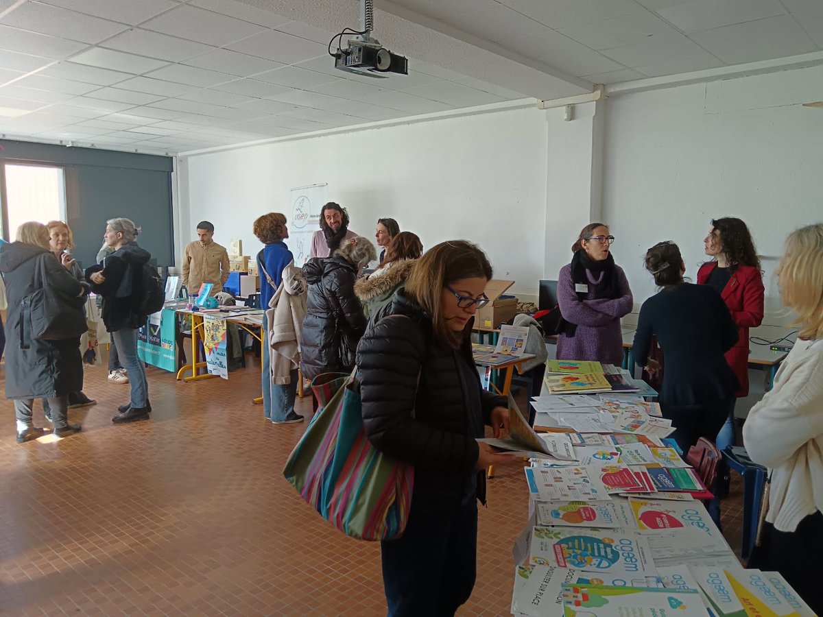 AGEEM ac Toulouse (@ageemactlse) on Twitter photo Aujourd’hui 15journée #FormAction <a href="/AgeemAcTlse/">AGEEM ac Toulouse</a> organisée par 8 départements sur les sciences: lien congrès national Colmar <a href="/AGEEM_National/">AGEEM National</a> : monde des objets le matin avec D.Lagraula Accès Édition Aujourd’hui 15journée #FormAction <a href="/AgeemAcTlse/">AGEEM ac Toulouse</a> organisée par 8 départements sur les sciences: lien congrès national Colmar <a href="/AGEEM_National/">AGEEM National</a> : monde des objets le matin avec D.Lagraula Accès Édition