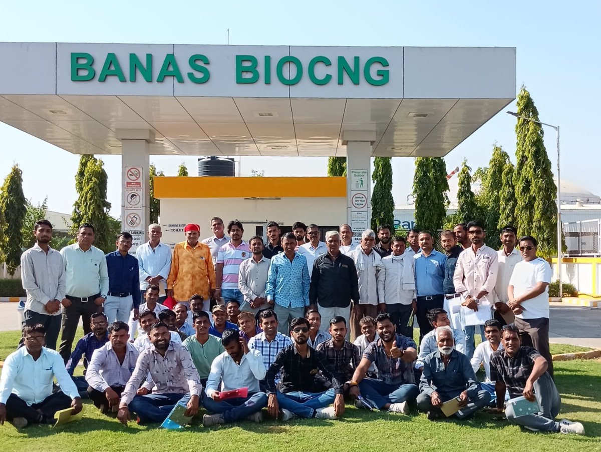 Driven by a joint commitment to rural advancement, 𝐉𝐊 𝐓𝐫𝐮𝐬𝐭 with support of 𝐉𝐊 𝐂𝐞𝐦𝐞𝐧𝐭, organized 𝐚 𝐭𝐡𝐫𝐞𝐞-𝐝𝐚𝐲 𝐭𝐫𝐚𝐢𝐧𝐢𝐧𝐠 𝐭𝐨𝐮𝐫 𝐟𝐨𝐫 𝟔𝟎 𝐥𝐢𝐯𝐞𝐬𝐭𝐨𝐜𝐤 𝐟𝐚𝐫𝐦𝐞𝐫𝐬 of Nimbahera, Chittorgarh. 

to know more 👇
bit.ly/4hPmzlR