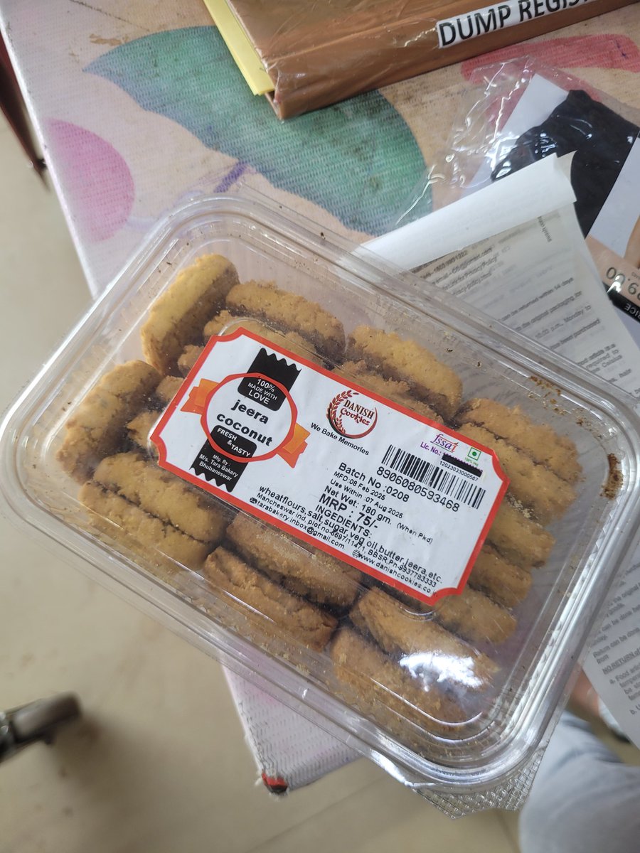 mukeshpadhan's tweet photo. Overcharged at Reliance Smart!
Bought a product with MRP ₹75 but was charged ₹220. The store refused to refund, and I’m deeply disappointed with the service. @RelianceSmart, please resolve this issue ASAP! #CustomerService #Overcharging #consumerRights #FRaUd https://t.co/AGom5nAMZJ