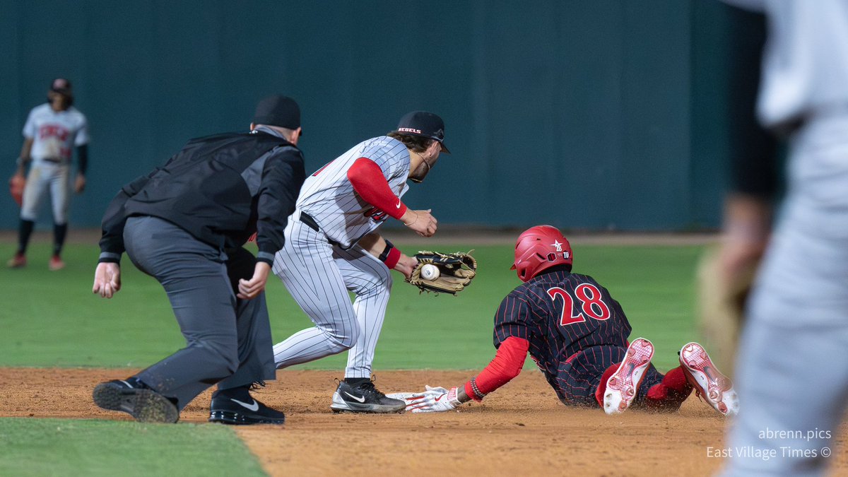 BrennerAaron's tweet photo. SDSU vs. UNLV

🗞️ @EVT_News
⚾️ @AztecBaseball &amp; @unlvbaseball
📍 Tony Gwynn Stadium
📸 Sony A7RV
🔎 Sony 70-200 GM II

FINAL: 3-2  SDSU https://t.co/TyHu04vqE0
