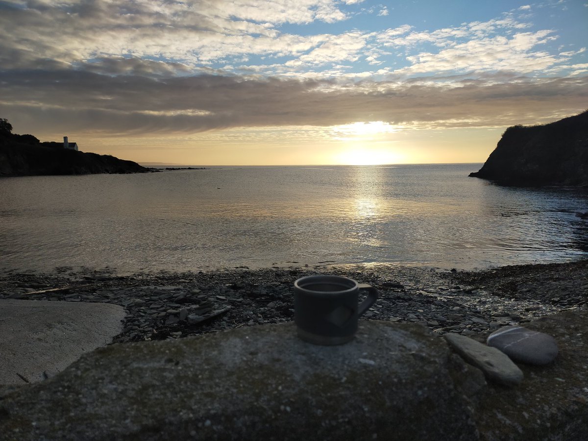 JanTrathen's tweet photo. Morning coffee #Chapelpoint
#Kernow #LoveCornwall
#Wellbeing https://t.co/mm5oyzoAzT
