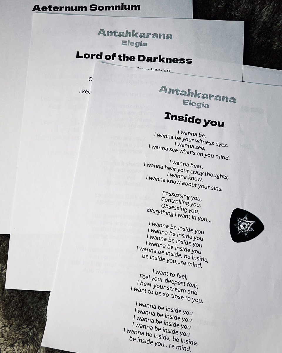 Cuál de las tres canciones les gusta más ? 🤘😏

#weareantahkarana 
.
.
.
.
.
.
.
#antahkarana #antahkaranaband #letra #lirycs #music #newsong #nuevamusica #music #lovemusic #amomusica #rock #metal #metalmusic #metalband #rocklife #fyp #foryou #recomendo