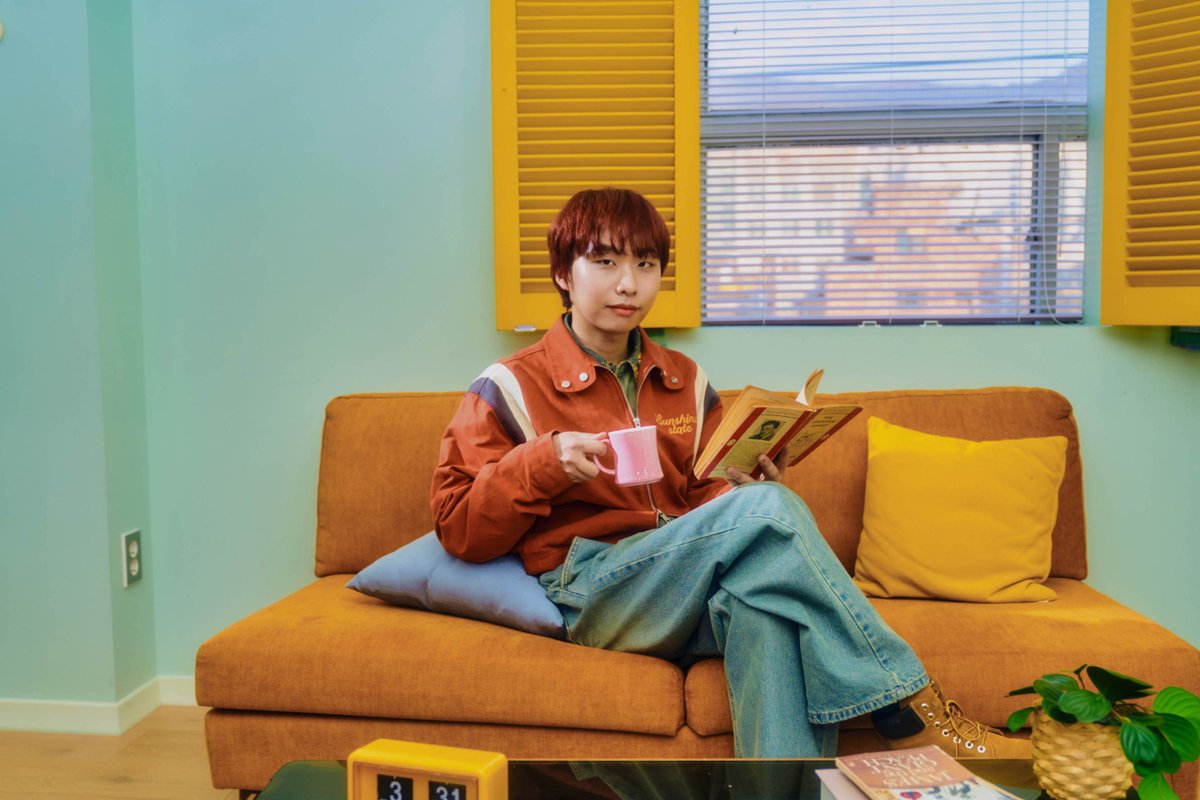 yudabinband's tweet photo. ☘ 준형's Concept Photo!

-

YdBB Digital Single
[계속 웃을 순 없어!]
2025.03.31 12PM (KST) Release!

#유다빈밴드 #YdBB
#계속웃을순없어 #CANTKEEPSMILING https://t.co/SChzjdROgz
