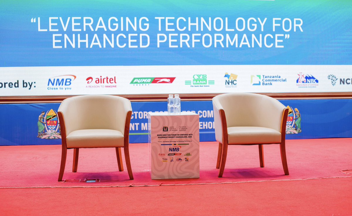 cornerstone_tz's tweet image. #ConferenceEvents

MKUTANO WA WAKURUGENZI WA BODI ZA KAMPUNI AMBAZO SERIKALI INA UMILIKI WA HISA CHACHE, 2025

@ofisi_ya_msajili_wa_hazina

#VenueSetup

Ijumaa, Tar. 28 March; Kibaha, Pwani. 

Ofisi ya Msajili wa Hazina imefanikiwa kufanya mkutano na wakurugenzi wa bodi za