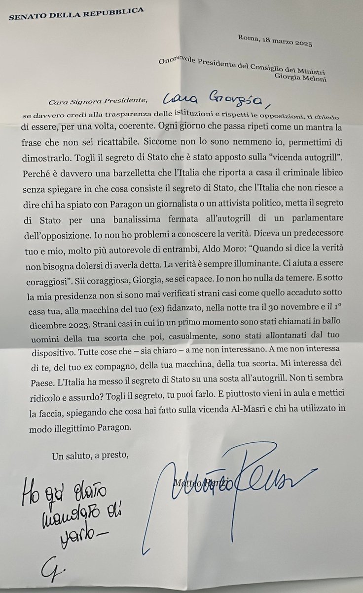 A pagina 101 del libro L’Influencer ho scritto una lettera a Giorgia Meloni. L’ho stampata e gliel’ho consegnata a mano: riguarda la vicenda autogrill. La Premier mi ha risposto dicendo che farà ciò che le ho chiesto e che ha dato disposizione per togliere il segreto di Stato. Lo