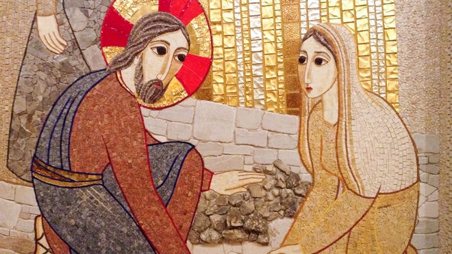 #EvangelioDelDía | 📖 “Aquel de ustedes que no tenga pecado, que le tire la primera piedra.” (Jn 8,7)

En este Quinto Domingo de Cuaresma, recordamos la infinita misericordia de Jesús, quien nos invita a no juzgar y a ofrecer siempre una oportunidad de redención. 🙏

#AmaryServir