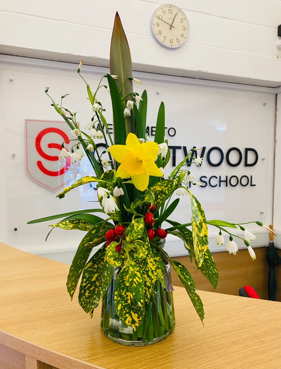 🌼 SPRING HAS SPRUNG 🌼

⏰ Clocks go forward on Sunday, 31st March at 1am

⏰ Time ‘springs forward’!

⏰ On Saturday night, remember to turn your clocks ahead before you go to bed!

#CrestwoodFamily