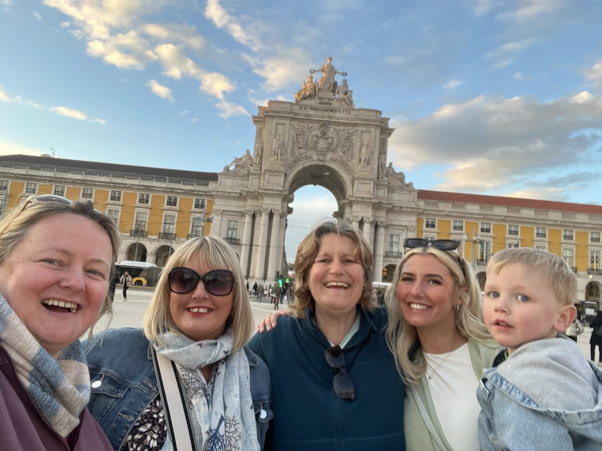 Back in the UK catching up and major “Getting the van ready!” For phase two of our trip .
Europe for the last three months has been a blast and I’ve had such a good tour - very inspiring and excellent produce.
I’ve met some amazing people along the way and so far so good! X