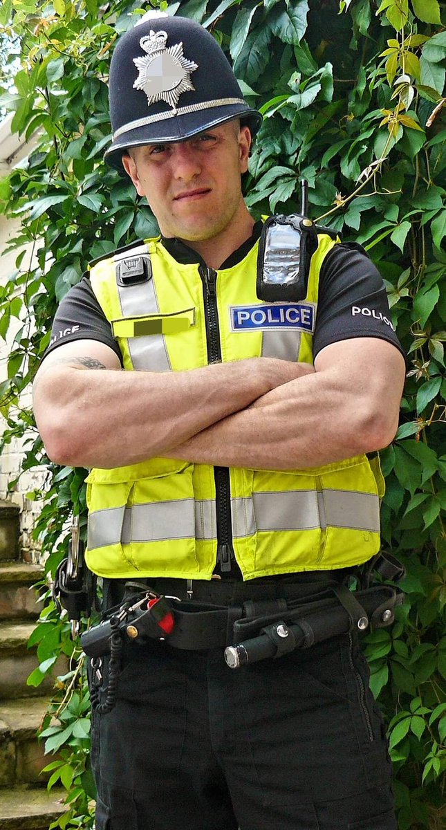EvacTony's tweet image. I thought if I did a stint in the police I could #MakeADifference and my kids and Grandkids would one day be proud of pictures of me doing it. The way things are going, the way it's all demonstrably two tier and going against our own, I now feel ashamed to have been part of it.